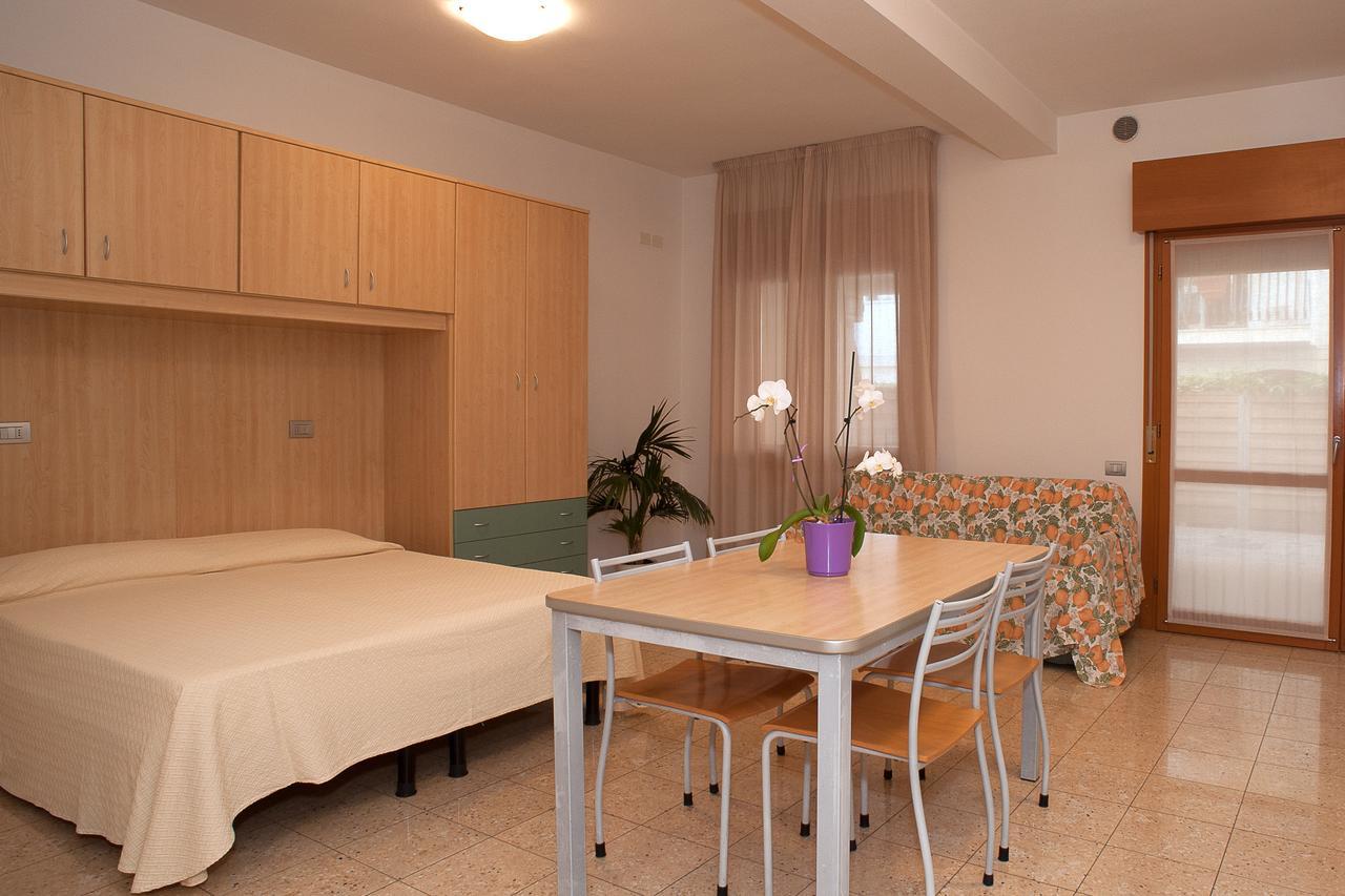 Residence Cà D'oro Lido di Jesolo Exterior foto