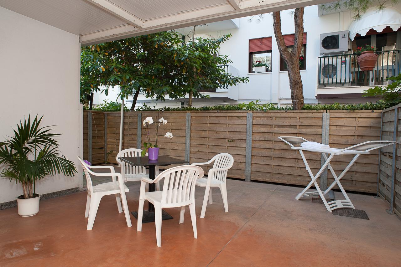 Residence Cà D'oro Lido di Jesolo Exterior foto