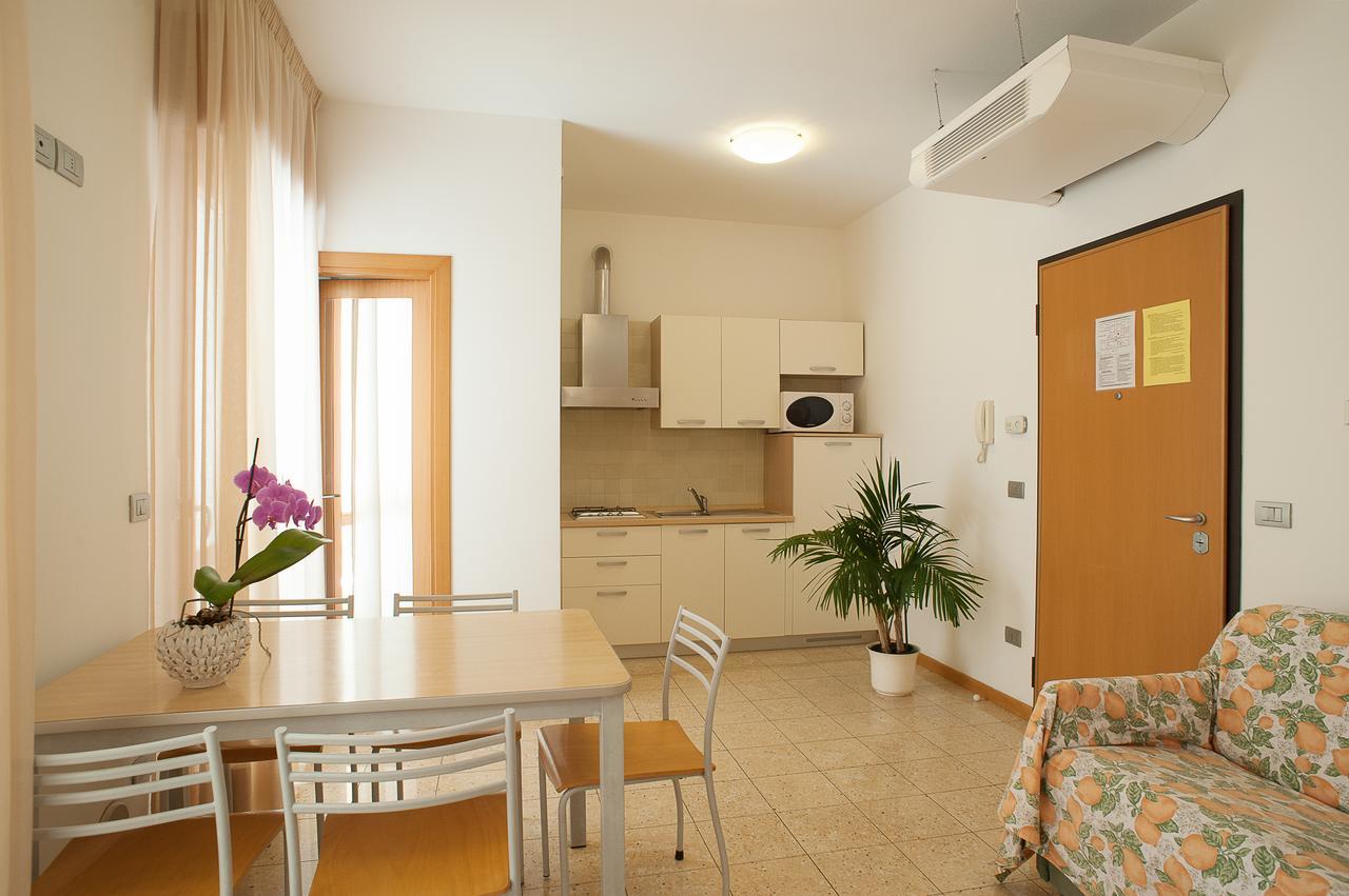 Residence Cà D'oro Lido di Jesolo Exterior foto