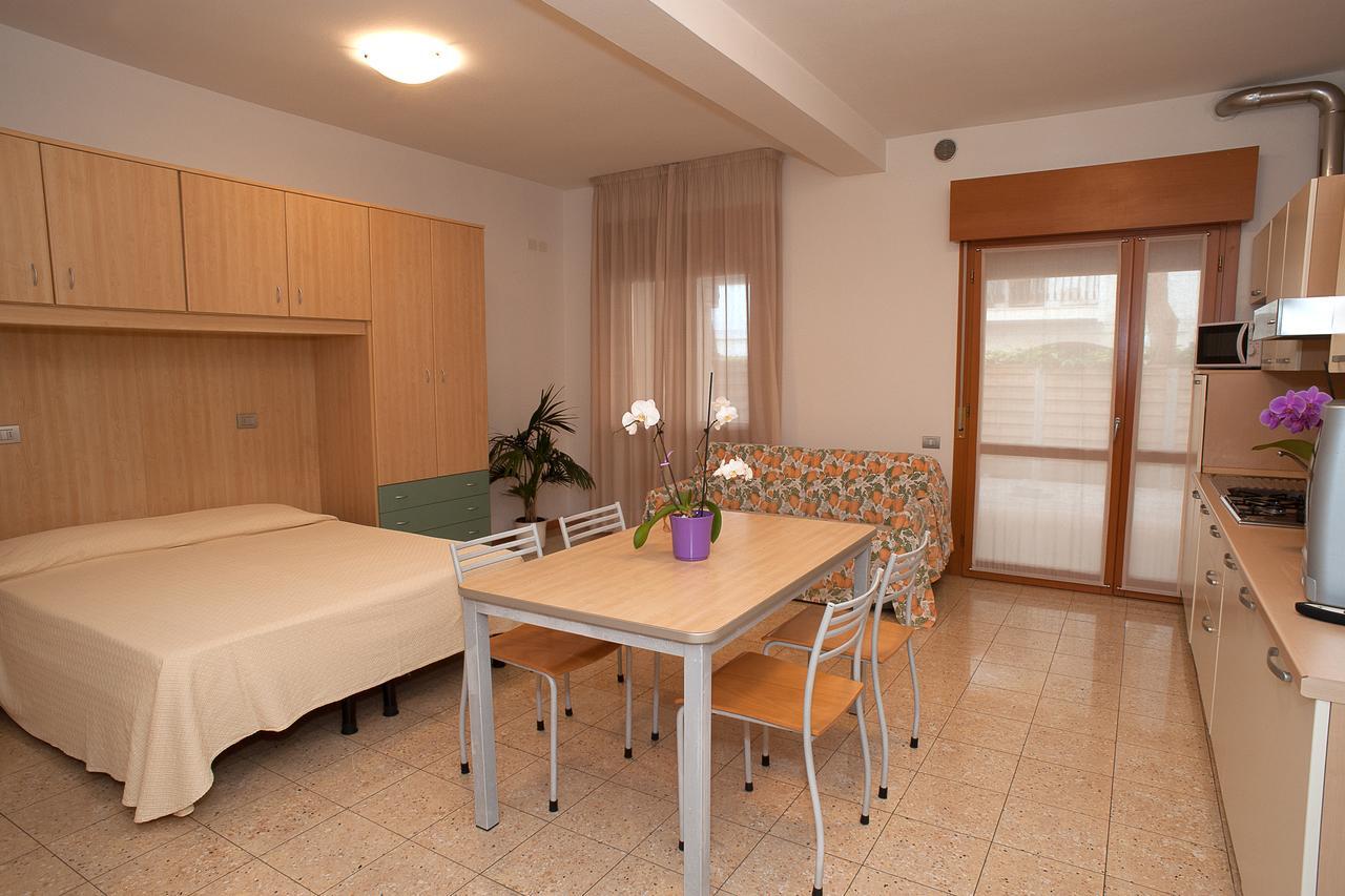 Residence Cà D'oro Lido di Jesolo Exterior foto